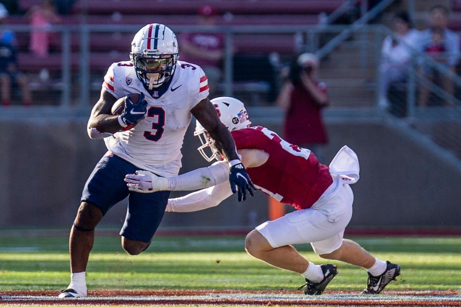 Arizona Sneaks Past Stanford to Improve to 3-1 – de Laura Injured in Victory